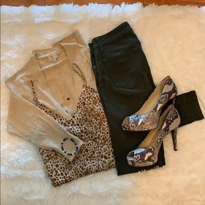 👀 👠 Nine West Peep Toe Heels 👀 👠